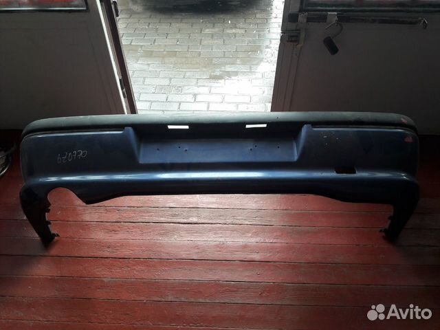 Продам задний бампер на Рено 19