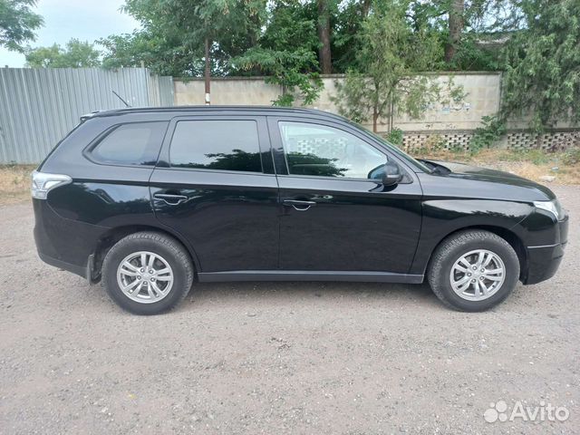 Mitsubishi Outlander 2.0 CVT, 2013, 14 000 км