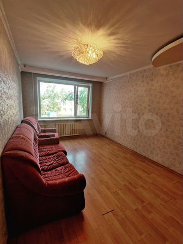 4-к. квартира, 74 м², 2/5 эт.