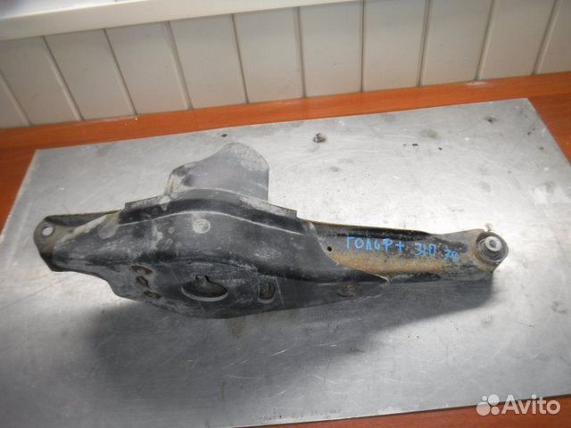 Рычаг поперечный задний правый Volkswagen Golf