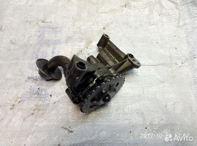 Масляный насос Фольксваген T5 1.9 038 115 105 D