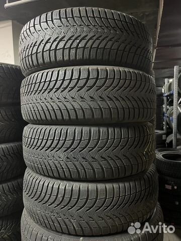 Michelin Alpin 5 215/60 R17