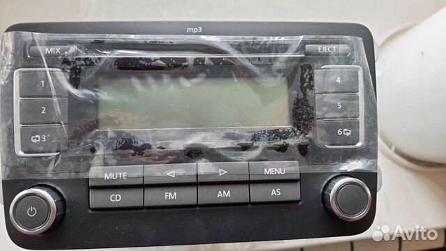 Штатная магнитола на фольцваген polo 18g035186b