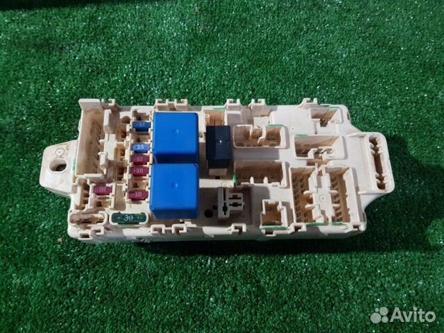 Блок предохранителей Mitsubishi Pajero V75W 6G74