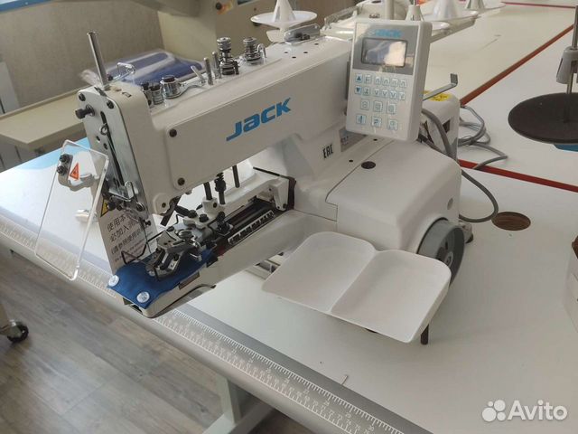Швейная машина Jack 1377