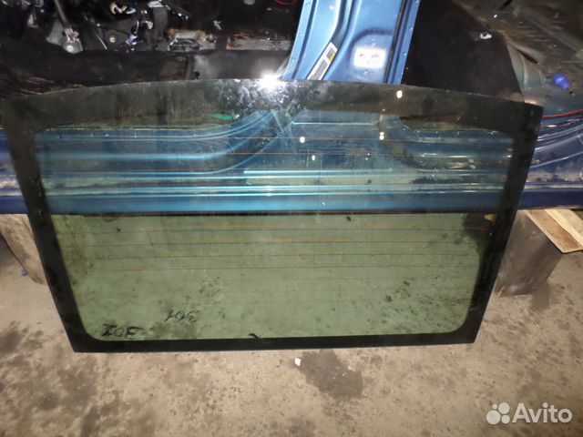 Peugeot 301 стекло заднее с обогревом