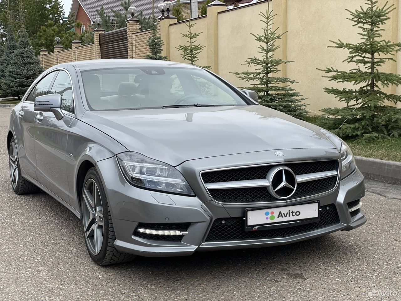 Авито авто в челнах. Mercedes CLS 350 2013. Mercedes CLS 350 2011 года. Mercedes CLS class Designo. Цвета Designo Mercedes