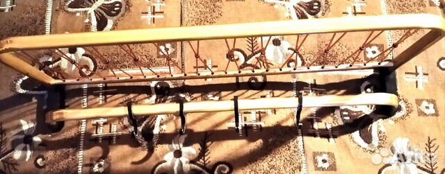 Полка настенная для одежды