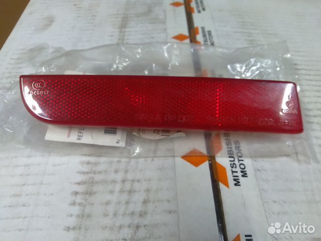 Отражатель бампера заднего правый lancer X / ASX