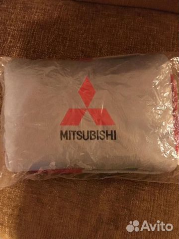 Подушка в машину Mitsubishi