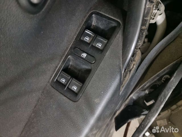 Блок стеклоподъемников volkswagen поло5