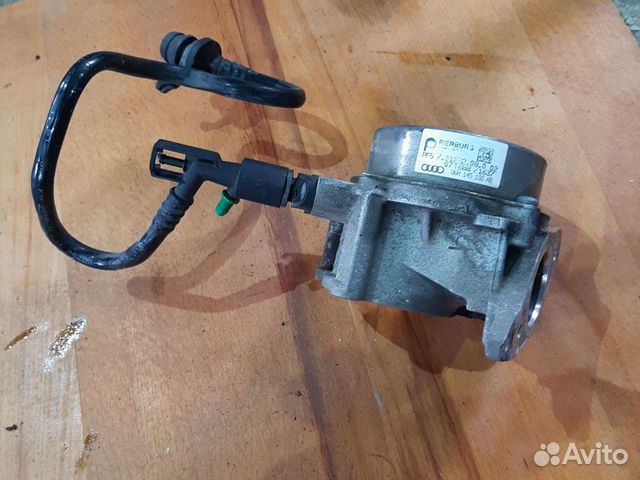 Вакуумный насос VW Passat B6 1.8 TSI