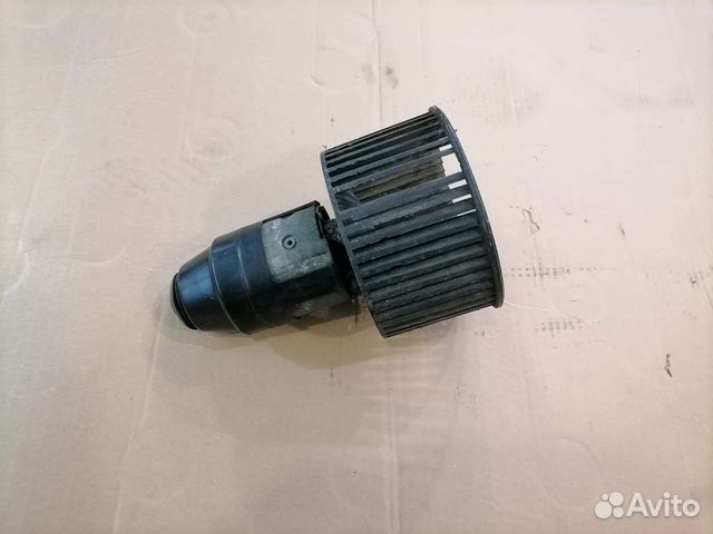 Моторчик печки ауди 100/ А6/ V8