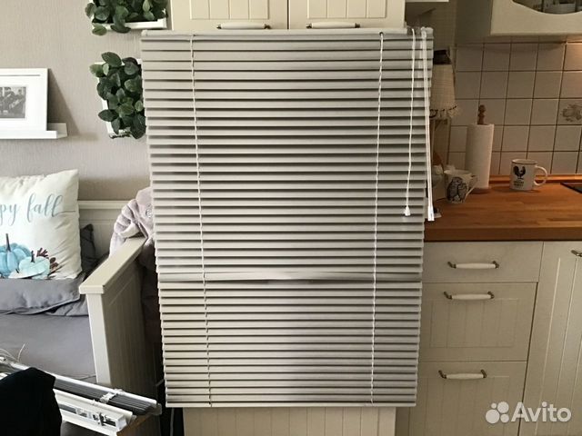 Жалюзи алюминиевые серебристые