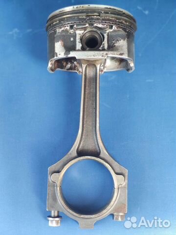 Поршень с шатуном в сборе