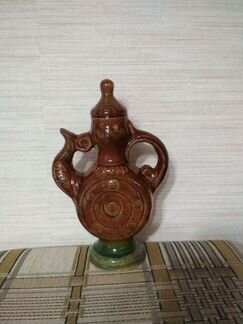 Декоративный керамический кувшин сувенир