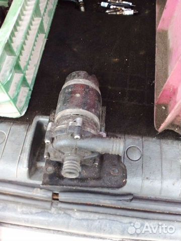 Насос, помпа охлаждения Mercedes w220