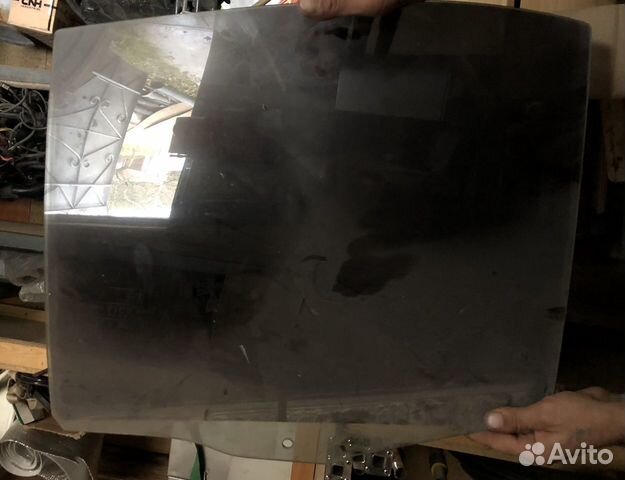 Е39 стёкла задних дверей и форточки