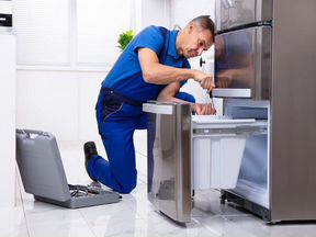 Мастер по диагностике и ремонту холодильников