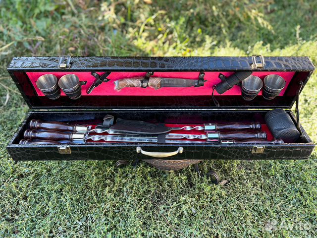 Шашлычный набор № 3 / красный велюр