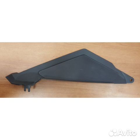 Левая заглушка Ski-Doo 502007251