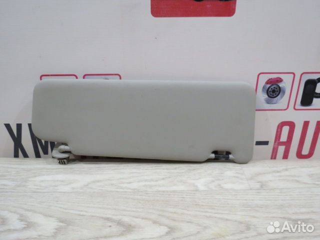 Козырек солнцезащитный левый Renault Sandero 2