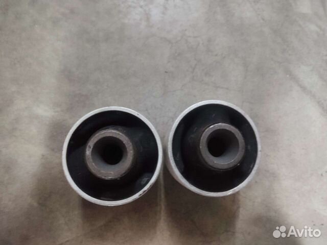 Сайлентблоки переднего рычага нижние w221 w216