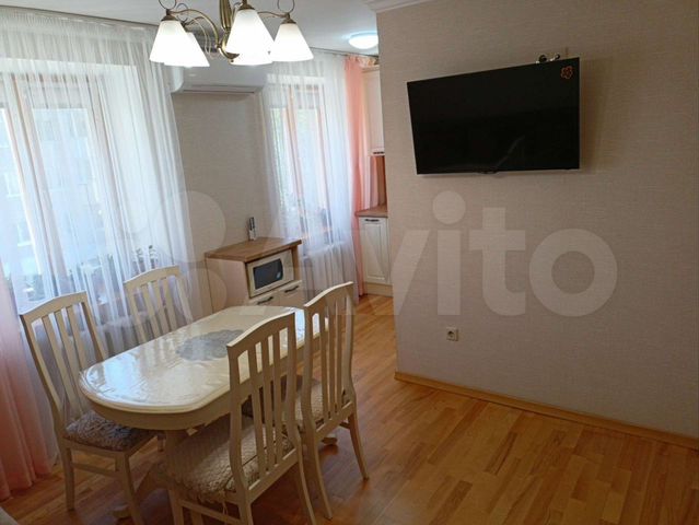 3-к. квартира, 61 м², 3/5 эт.