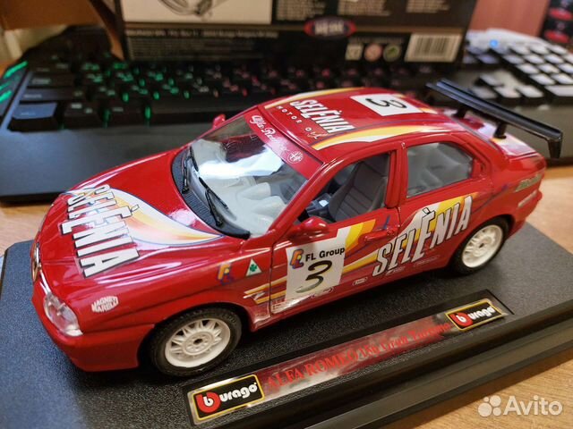 Коллекционная модель Alfa Romeo 156 GT 1:24