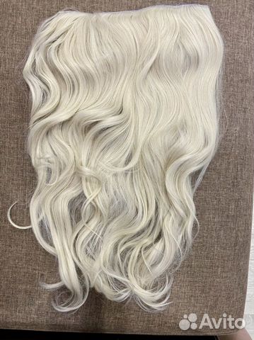 Волосы на заколках