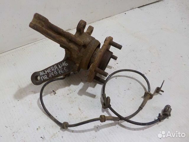 Кулак поворотный передний правый Nissan Almera N16