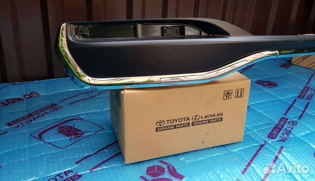 Накладка заднего бампера Lexus ES 2018-2021