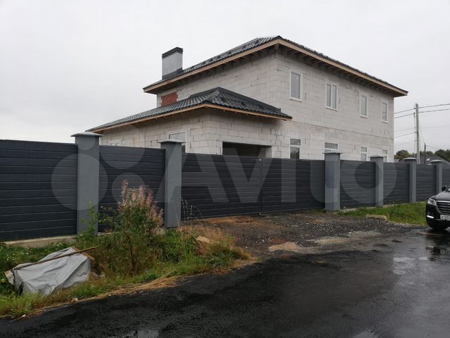 Дом 280 м² на участке 9 сот.