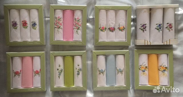 Комплект носовых платков с вышивкой (Чехия)