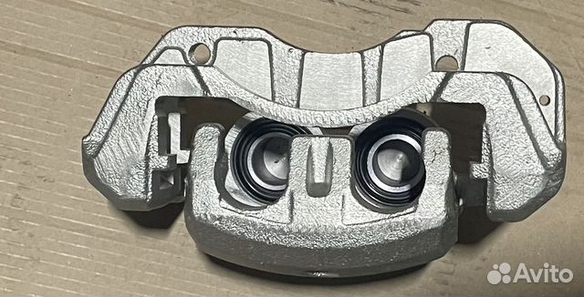 Суппорт Митсубиси Паджеро,Делика