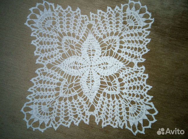 Салфетка вязанная крючком
