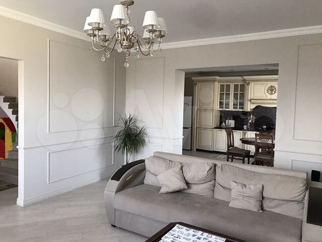 Дом 354 м² на участке 10 сот.