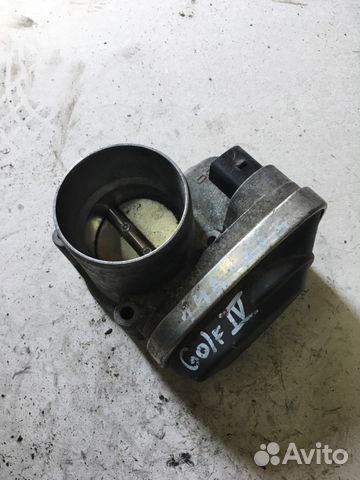 Дроссельная заслонка 036133062M Golf lV 1.6