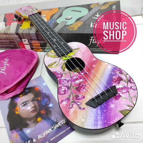 Укулеле flight новая от Алёны Швец с чехлом