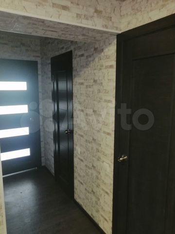 2-к. квартира, 60 м², 1/3 эт.