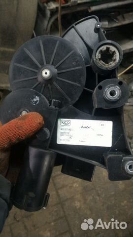 Ауди А8 Д3 Audi A8 D3 привод открывания багажника