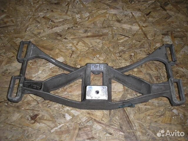 Кронштейн опоры кпп Jaguar S-Type (X200) 2005