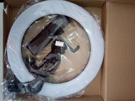 Светодиодная лампа для телефона новая