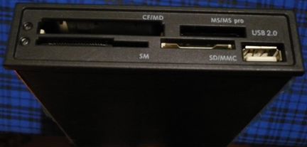 Card Reader: CF/MD, SM, MS/MS pro, SD/MMC, USB 2.0