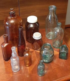 Старые бутылки и банки 1940-1990 годов