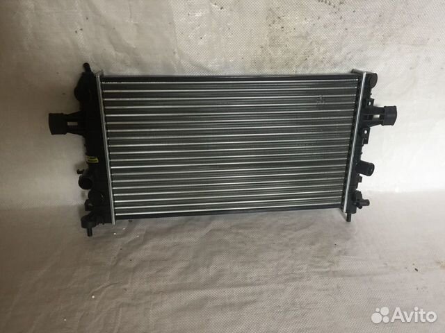 Радиатор основной Опель Зафира Астра