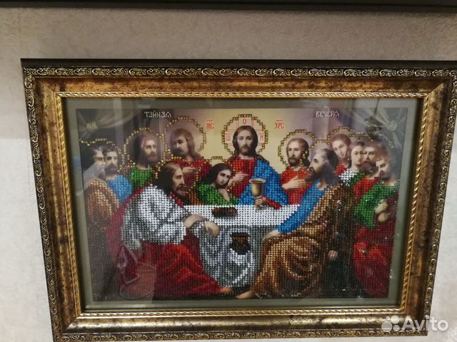 Картины, вышитые бисером в багетных рамах