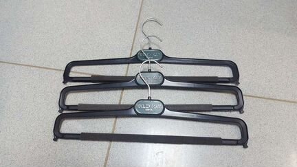 Вешалки плечики для одежды и брюк