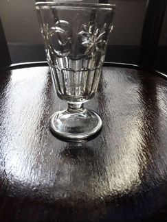 Бокал и Стакан, стекло