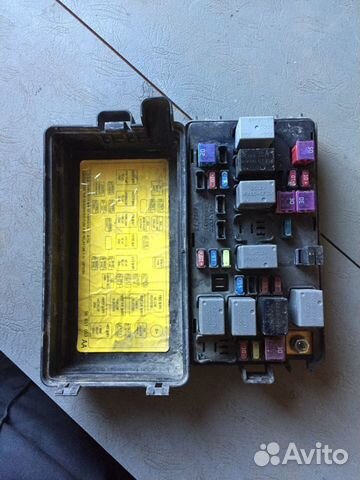 Блок предохранителей (салонный) Captiva C100 (06-1